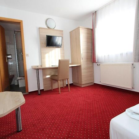 Hotel Schoch Kg Trossingen Buitenkant foto
