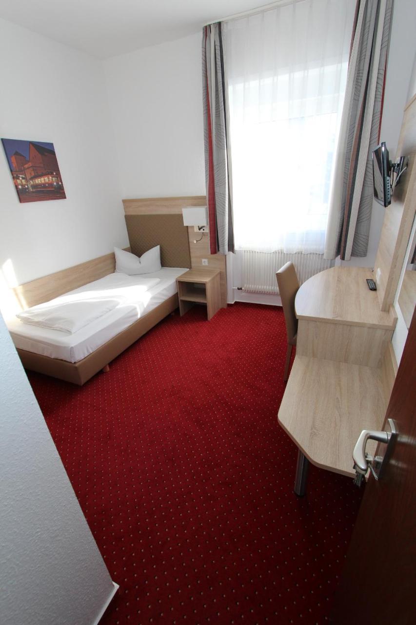 Hotel Schoch Kg Trossingen Buitenkant foto