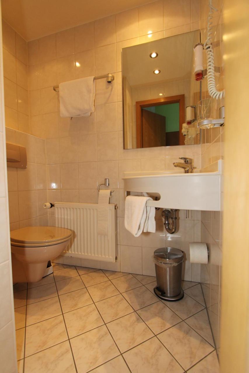 Hotel Schoch Kg Trossingen Buitenkant foto